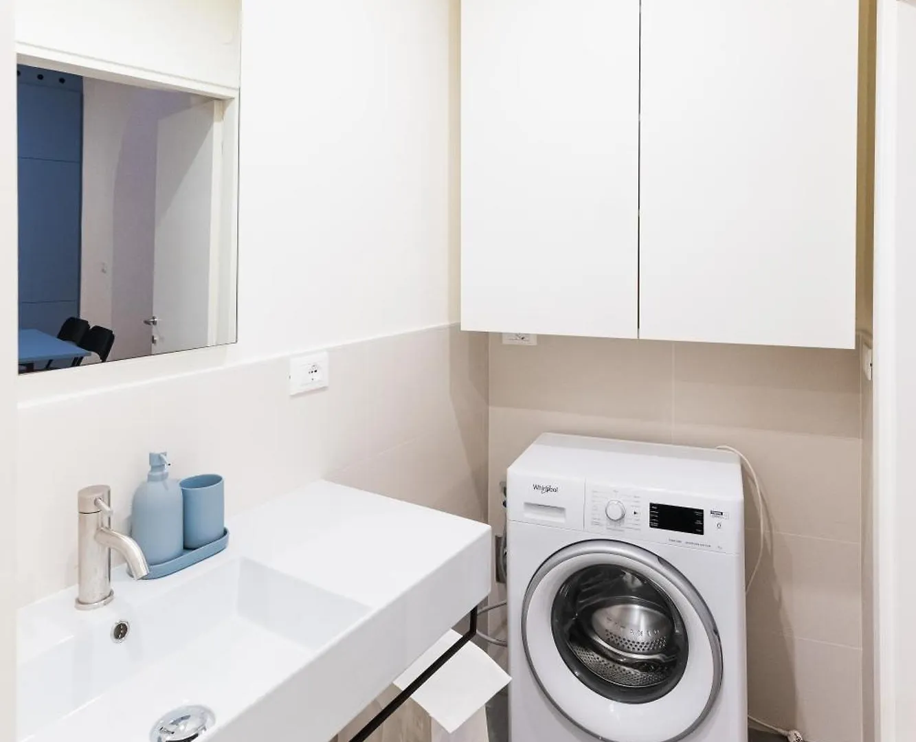 Light Blue Nolo Milan, 15 Minutes From Duomo By Metro Apartment